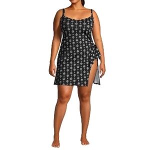 LAND'S END WOMEN'S PLUS SIZE SWIM DRESS- LIKE NEW, PERFECT CONDITION